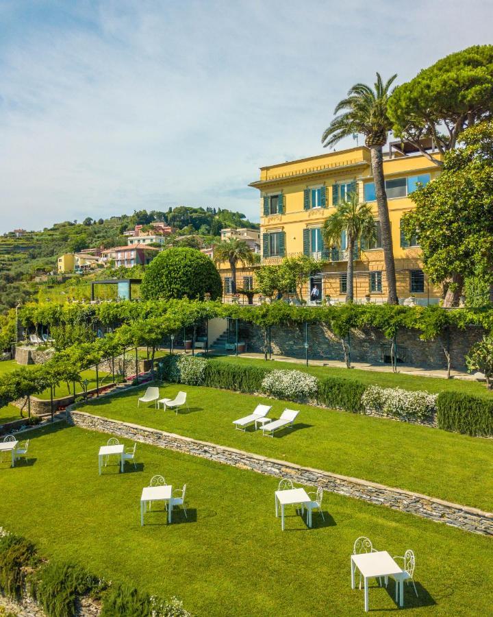 Villa Riviera Resort Lavagna Dış mekan fotoğraf
