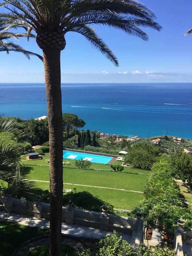 Villa Riviera Resort Lavagna Dış mekan fotoğraf